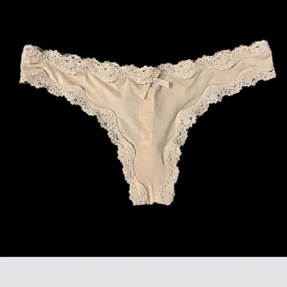 Victorias Secret Dream Angels Supersoft Lace Thong Panty Tan Xsmall